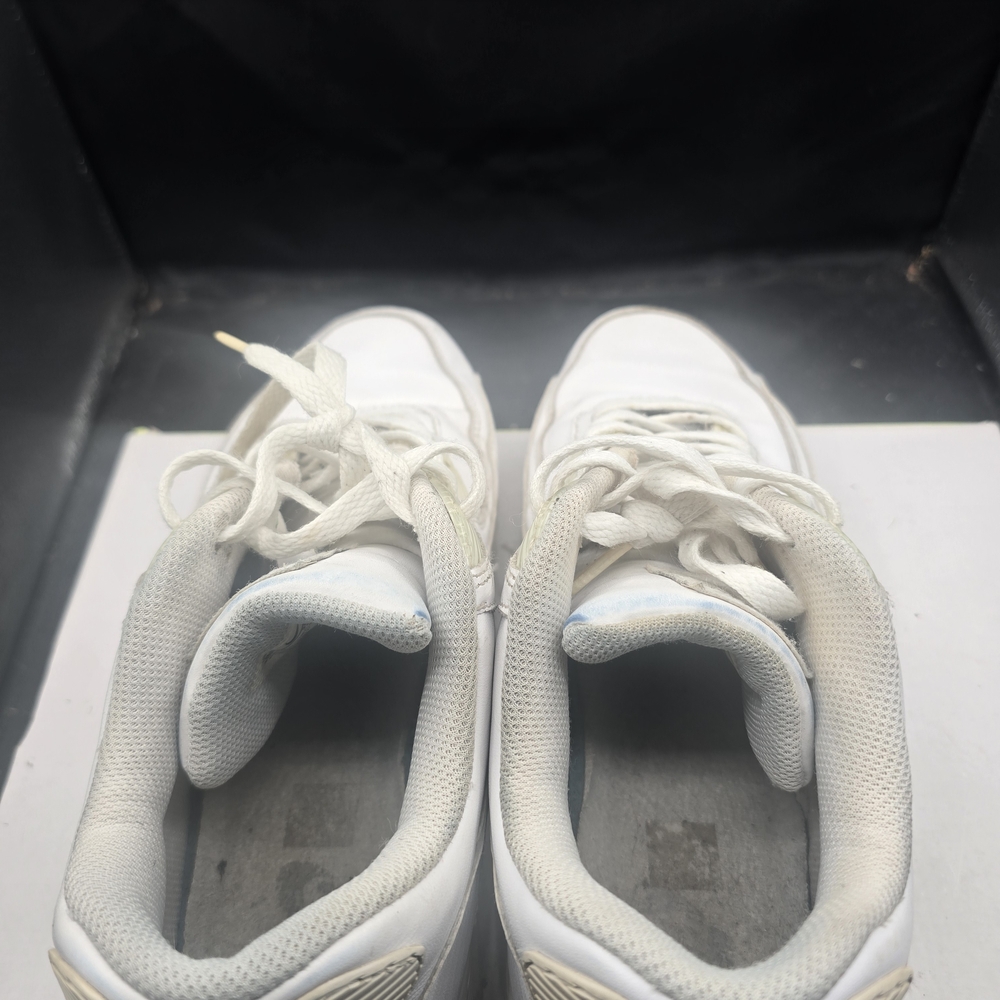 Nike Mesh White Sneakers - image 3